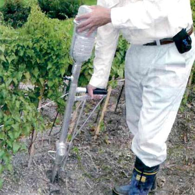 アルミ追肥機 ペットボトルタイプ［代金引換：不可］